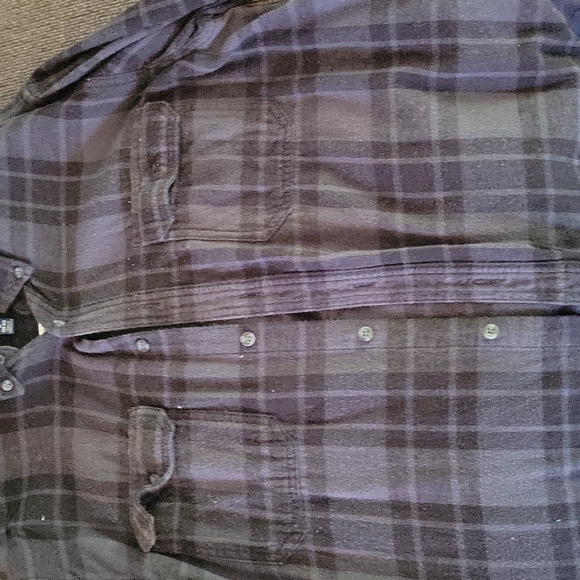 Mens Flannel - Picture 3 of 3